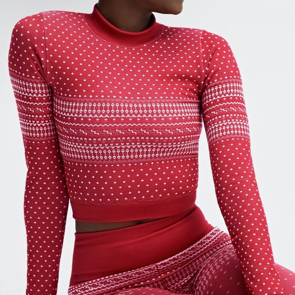 Fabletics Tops - Fabletics Crop Long Sleeve